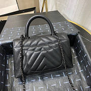 Chanel Coco Handle Caviar All Black 23cm - 6
