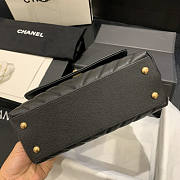 Chanel Coco Handle Caviar Black 23cm - 3