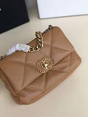 CHANEL 19 FLAP BAG BROWN 26CM  - 3