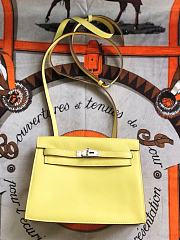 Forubags Kelly Danse Swift Chicken Yellow Silver Buckle - HB2901 - 22cm - 1