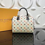 Forubags Louis Vuitton Game On Speedy Bandoulière 25 White Monogram - M57466  – 25 x 19 x 15 cm - 5