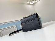 Forubags Louis Vuitton Twist Mm Epi Grained Leather Black Mini  - M56117  – 15.5 x 12.5 x 7 cm - 5