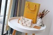 Forubags Louis Vuitton LV Mini Pochette Accessoires Monogram White Leather -M80501 - 15.5x10.5x4 cm - 6
