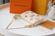 Forubags Louis Vuitton LV Mini Pochette Accessoires Monogram White Leather -M80501 - 15.5x10.5x4 cm - 4