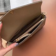 Forubags Louis Vuitton Felicie Pochette Monogram  Dove / Creme – M69977 – 21x12x3cm - 2