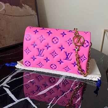 Forubags Louis Vuitton Pochette Coussin Pink/Purple – M80745 – 20x14x8 cm