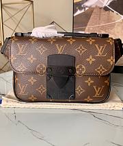 Forubags Louis Vuitton S Lock Sling Monogram Bag – M45807  – 21x15x4 cm - 1