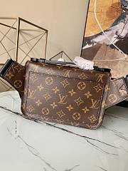 Forubags Louis Vuitton S Lock Sling Monogram Bag – M45807  – 21x15x4 cm - 6