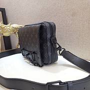 Forubags Louis Vuitton STEAMER MESSENGER Monogram Eclipse Canvas – M45585  – 23.5 x 17 x 6 cm - 2