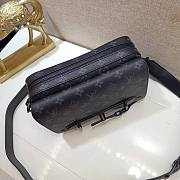 Forubags Louis Vuitton STEAMER MESSENGER Monogram Eclipse Canvas – M45585  – 23.5 x 17 x 6 cm - 4