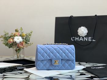 Forubags Chanel Classic Double Flap Blue Medium Bag - 20cm