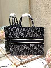 Forubags Christian Dior Book Tote Blue Oblique Embroidery - M1296Z - 41cm - 4