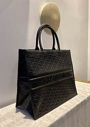 Forubags Christian Dior| Book Tote Black Dior Oblique Embossed Calfskin - M1286Z  - 41.5 x 32 x 5 - 4