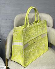 Forubags Christian Dior Book Tote Lime - M1286Z - 41.5x34.5x16cm - 3