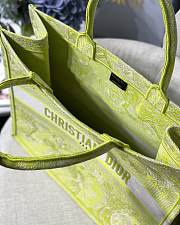 Forubags Christian Dior Book Tote Lime - M1286Z - 41.5x34.5x16cm - 2