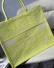 Forubags Christian Dior Book Tote Lime - M1286Z - 41.5x34.5x16cm - 4