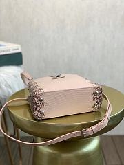 Forubags Louis Vuitton Capucines BB Apricot - M48865 – Size 21x14x8cm - 3