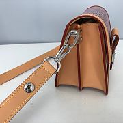Forubags Louis Vuitton Pochette MINI DAUPHINE Red - M55454 – 20.0 x 15.0 x 9.0 cm - 3