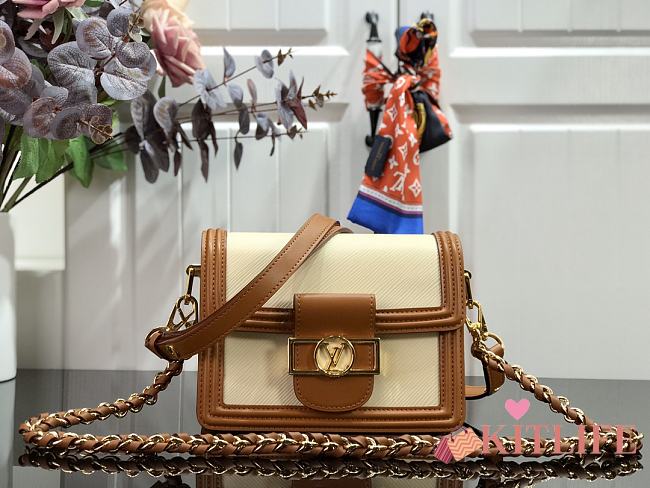 Forubags Louis Vuitton Dauphine MM Epi Leather Apricot - M55964 – 20 x 15 x 9 cm - 1