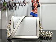Forubags Louis Vuitton Dauphine MM Epi Leather White - M55964 – 20 x 15 x 9 cm - 4