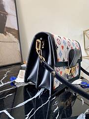 Forubags Louis Vuitton Dauphine Playing Cards Medium White - M57463 – 25 x 17 x 10.5 cm - 6