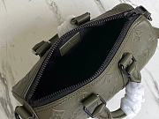 Forubags Louis Vuitton Keepall XS Monogram Khaki  – M57961 – 21 x 12 x 9 cm - 6