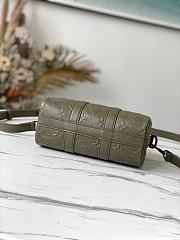 Forubags Louis Vuitton Keepall XS Monogram Khaki  – M57961 – 21 x 12 x 9 cm - 5