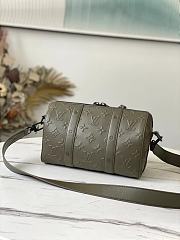 Forubags Louis Vuitton City Keepall Khaki – M57955 – 27 x 17 x 13 cm - 5