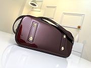Forubags Louis Vuitton Alma BB Monogram Vernis Leather Amarante Red – M91678 - 25 x 19 x 11 cm - 5