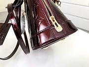 Forubags Louis Vuitton Alma BB Monogram Vernis Leather Amarante Red – M91678 - 25 x 19 x 11 cm - 2
