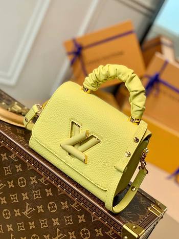 Forubags Louis Vuitton Twist PM Small Yellow – M58571 - 18 x 13 x 8 cm