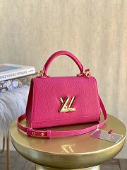 Forubags Louis Vuitton Twist One Handle Pink – M57096  - 25 x 17 x 11cm - 1