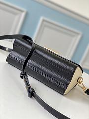 Forubags Louis Vuitton Crafty Twist MM Creamy Black – M56780 - 23x 17x 9.5cm - 4