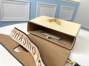 Forubags Louis Vuitton Twist Strap MM Epi Grained Leather Beige/ Apricot – M55677 - 23x 17x 9.5cm - 4