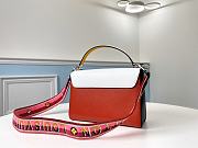 Forubags Louis Vuitton Twist Strap MM Epi Grained Leather White Fight Crimson – M55678 - 23x 17x 9.5cm - 5