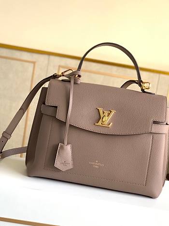 Forubags Louis Vuitton Lockme Ever Mm Greige Gray/Beige – M56094 - 33.5 x 21.5 x 14.5 cm