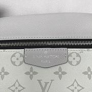 Forubags Louis Vuitton DISCOVERY White Backpack – M30410 - 37.0 x 40.0 x 20.0 cm - 4