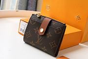 Forubags Louis Vuitton Square Wallet Monogram 02 – M60451 - 11 x 9 x 3 cm - 1