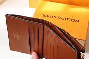 Forubags Louis Vuitton Square Wallet Monogram 02 – M60451 - 11 x 9 x 3 cm - 4