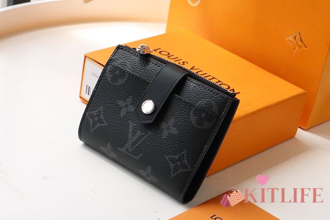 Forubags Louis Vuitton Square Wallet Monogram 03 – M60451 - 11 x 9 x 3 cm - 1