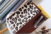 Forubags Louis Vuitton ONTHEGO Leopard Print Red  – M45498 - 35x28x15cm - 5