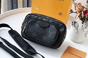 Forubags Louis Vuitton Outdoor Pouch Taigarama Black  – M30755 - 15 x 9 x 7 cm - 1