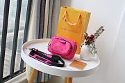 Forubags Louis Vuitton Outdoor Pouch Taigarama Fuchsia  – M30781 - 15 x 9 x 7 cm - 2