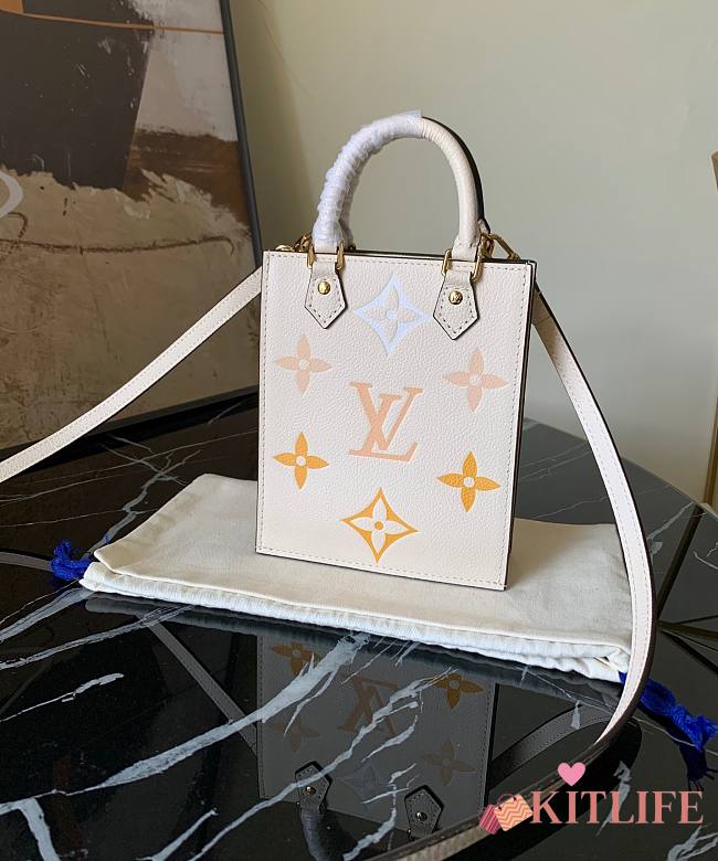 Forubags Louis Vuitton PETIT SAC PLAT Cream / Saffron  – M80449 - 14 x 17 x 5 cm - 1