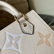 Forubags Louis Vuitton PETIT SAC PLAT Cream / Saffron  – M80449 - 14 x 17 x 5 cm - 6