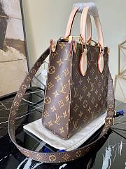 Louis Vuitton LU SAC PIAT MONOGRAM Canvas  – M45847 – 20x21x10 cm - 4