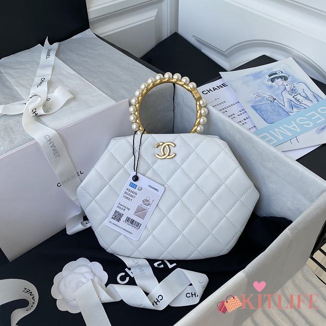 Forubags Chanel Spot 2021 White – AS2609 – 30x25x4.5 cm - 1