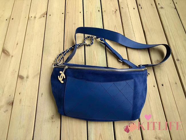 Forubags Chanel x Pharrell Waist Bag Navy Blue in Suede – 31.5x21x8 cm - 1