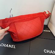 Forubags Chanel x Pharrell Waist Bag in Suede Red – 31.5x21x8 cm - 5