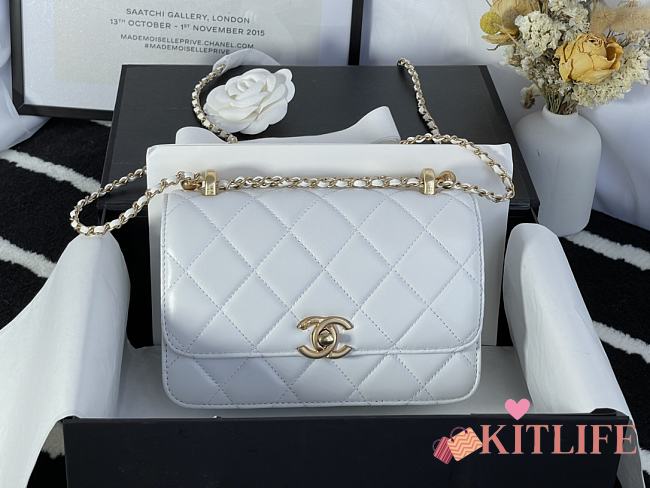 Forubags Chanel Coco Handle Hardware Imported Sheepskin White - 17x9.5x8 cm - 1